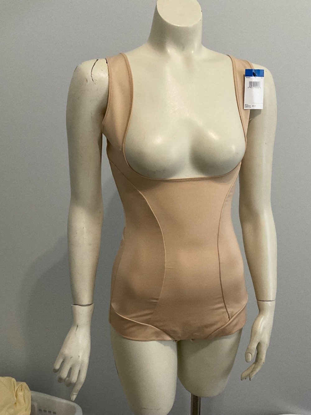 Beige Maiden form shapewear,XL.NWT